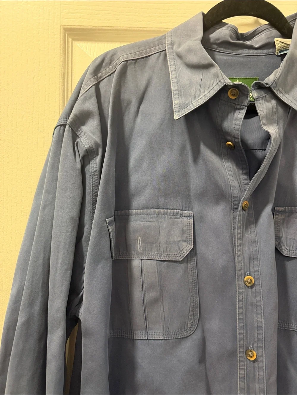 Schnee’s Men's Long-Sleeve Casual Button-Down Shirt in Dusty Blue XL